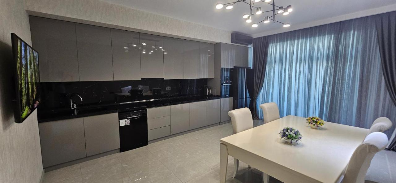 Vip Loft Apartment Баку Екстериор снимка